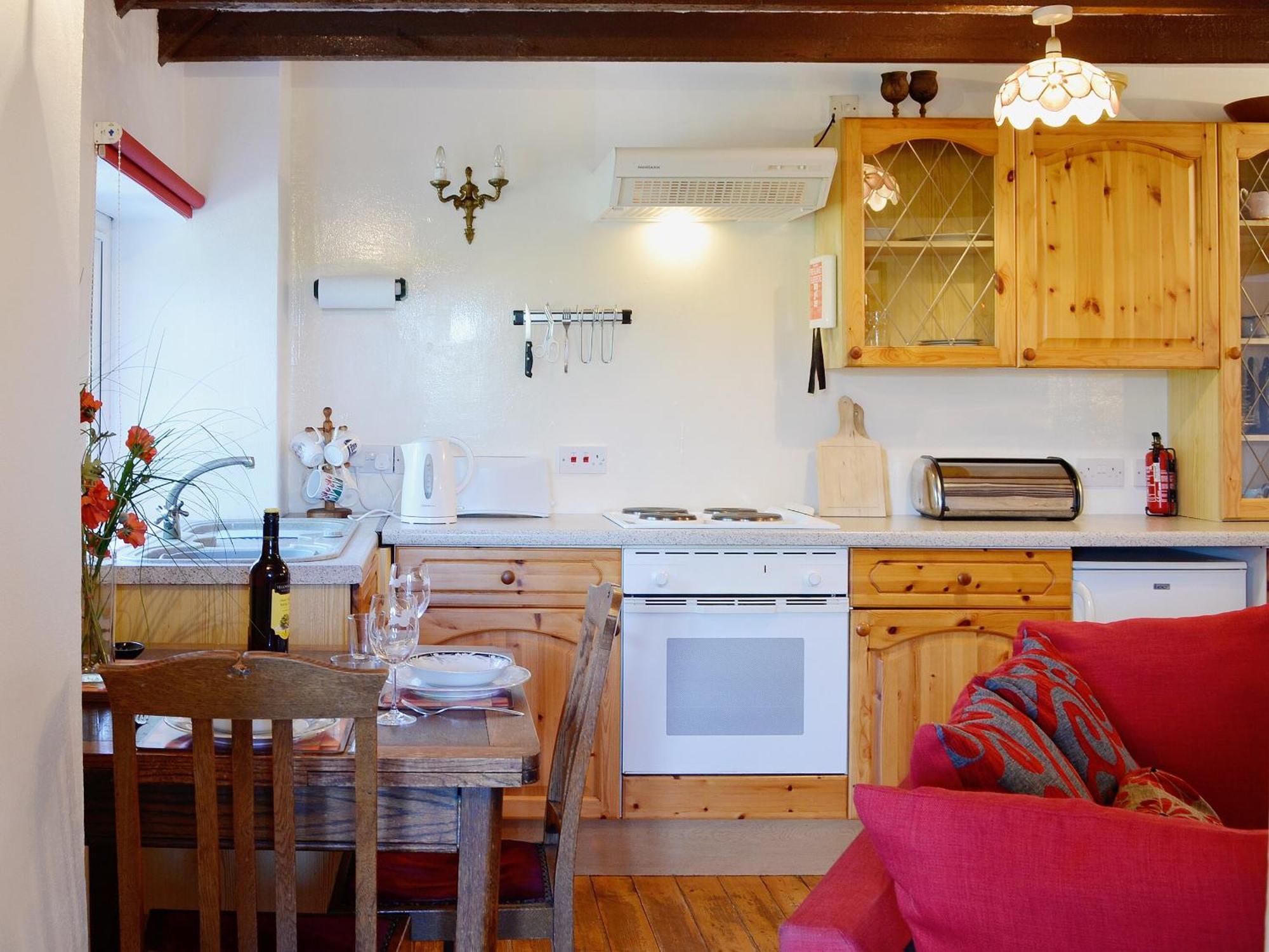 The Cottage Saint Cyrus Bagian luar foto