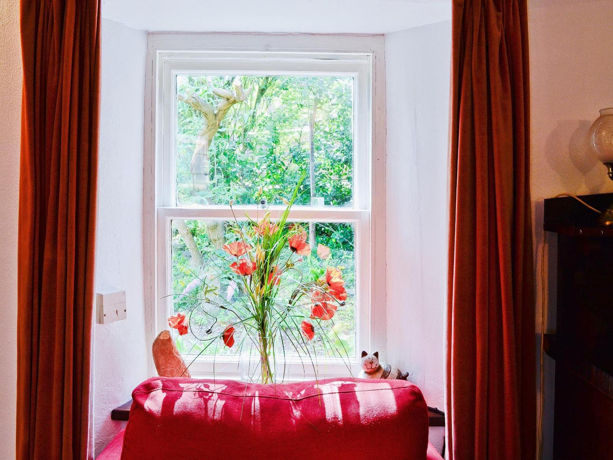 The Cottage Saint Cyrus Bagian luar foto